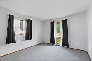 318 Laurel Ln, Dekalb, IL 60115 - Photo 17
