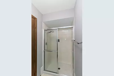 318 Laurel Lane, Dekalb, IL 60115 - Photo 21