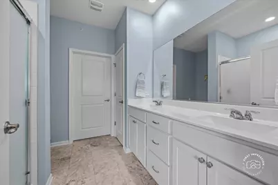 910 Darwin Street, North Aurora, IL 60542 - Photo 11