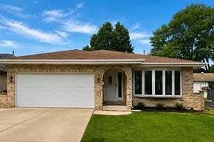 8608 Lamon Ave, Burbank, IL 60459 - Photo 1