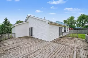 3512 Portsmouth Dr, Zion, IL 60099 - Photo 5