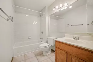 3512 Portsmouth Dr, Zion, IL 60099 - Photo 13