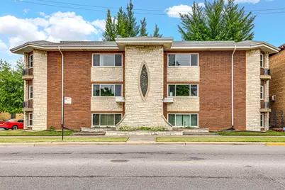 7101 W Foster Place #B, Chicago, IL 60656 - Photo 1