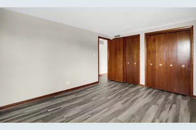 7101 W Foster Place #B, Chicago, IL 60656 - Photo 9