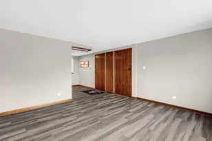 7101 W Foster Pl, Chicago, IL 60656 - Photo 5