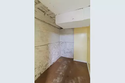 1922 N Central Park Avenue, Chicago, IL 60647 - Photo 21