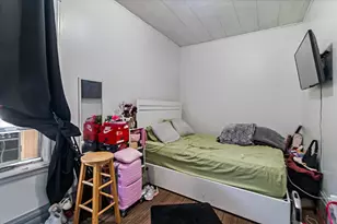 1922 N Central Park Ave, Chicago, IL 60647 - Photo 17