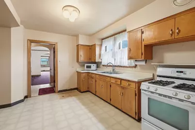 13114 S Brandon Avenue, Chicago, IL 60633 - Photo 9