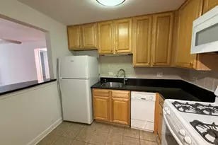 677 S River Rd, Des Plaines, IL 60016 - Photo 7