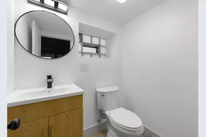 10205 S Yale Avenue, Chicago, IL 60628 - Photo 13