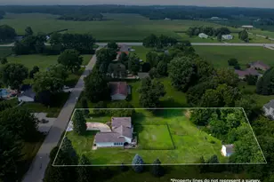 25 Woodcrest Dr, Geneseo, IL 61254 - Photo 37