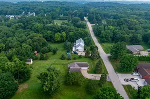 25 Woodcrest Dr, Geneseo, IL 61254 - Photo 41