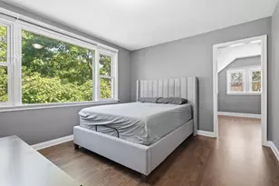 5800 W Giddings St, Chicago, IL 60630 - Photo 17