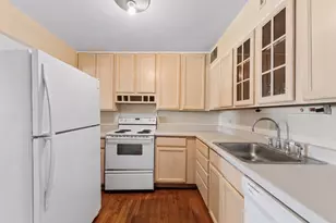 1567 Ridge Ave, Evanston, IL 60201 - Photo 5