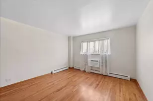 1567 Ridge Ave, Evanston, IL 60201 - Photo 9