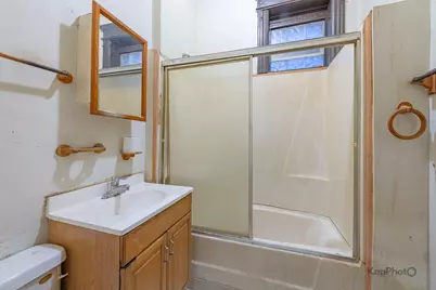 1512 S Sawyer Avenue, Chicago, IL 60623 - Photo 15