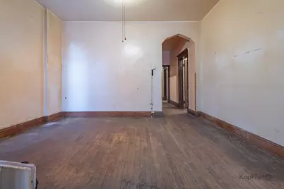 1512 S Sawyer Avenue, Chicago, IL 60623 - Photo 3