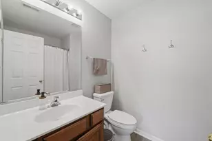 201 Nicole Dr, South Elgin, IL 60177 - Photo 15