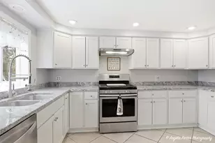 4813 Wildwood Dr, McHenry, IL 60051 - Photo 11