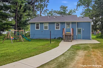 4813 Wildwood Drive, McHenry, IL 60051 - Photo 3