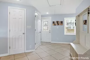 4813 Wildwood Dr, McHenry, IL 60051 - Photo 9