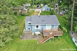 4813 Wildwood Dr, McHenry, IL 60051 - Photo 1