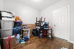 1251 S Kolin Ave, Chicago, IL 60623 - Photo 17