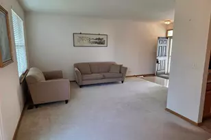542 Peregrine Pkwy, Bartlett, IL 60103 - Photo 5