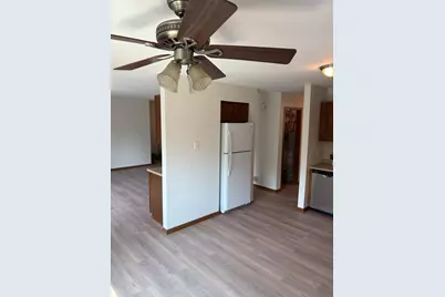 391 S Collins Street #G, South Elgin, IL 60177 - Photo 11