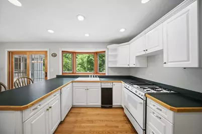 132 Wagon Wheel Lane, Barrington, IL 60010 - Photo 5