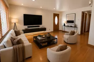 442 W 126th St, Chicago, IL 60628 - Photo 3