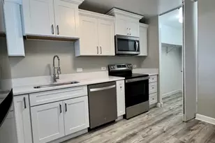 3660 N Lake Shore Dr, Chicago, IL 60613 - Photo 11