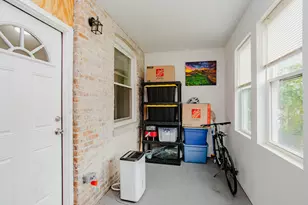 2906 N Harding Ave, Chicago, IL 60618 - Photo 21