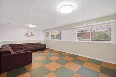 7006 W Carol Avenue, Niles, IL 60714 - Photo 15