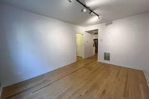 4843 N Ashland Ave, Chicago, IL 60640 - Photo 5