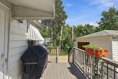 677 Clark Street, Elgin, IL 60123 - Photo 39