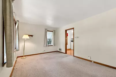 677 Clark Street, Elgin, IL 60123 - Photo 5