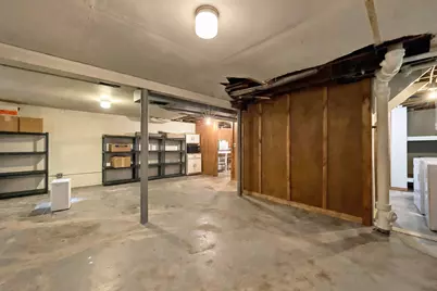 677 Clark Street, Elgin, IL 60123 - Photo 23
