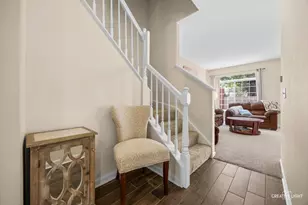 8145 Sierra Woods Ln, Carpentersville, IL 60110 - Photo 9