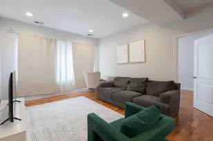 7225 N Rogers Ave, Chicago, IL 60645 - Photo 5