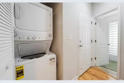 7225 N Rogers Avenue #3, Chicago, IL 60645 - Photo 11