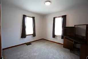 618 Maple St, Bloomington, IL 61701 - Photo 11