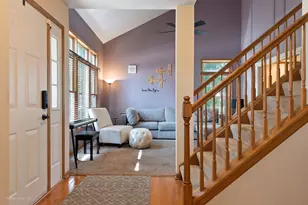 1360 Knottingham Dr, Gurnee, IL 60031 - Photo 3