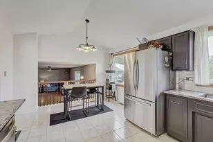 288 Heritage Pkwy, Romeoville, IL 60446 - Photo 15