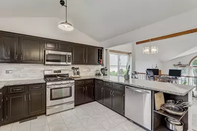 288 Heritage Parkway, Romeoville, IL 60446 - Photo 13