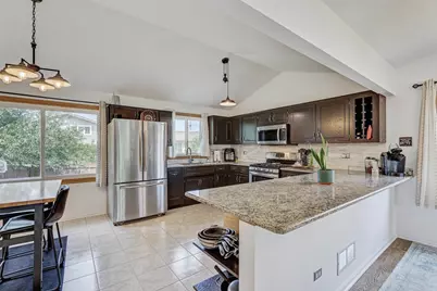 288 Heritage Parkway, Romeoville, IL 60446 - Photo 11