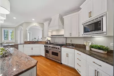 70 Forest Avenue, Naperville, IL 60540 - Photo 25