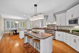 70 Forest Ave, Naperville, IL 60540 - Photo 15
