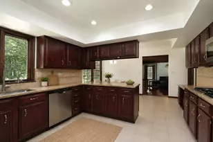 1650 Clendenin Ln, Riverwoods, IL 60015 - Photo 5