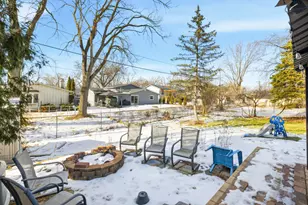 7388 Coventry Ln, Hanover Park, IL 60133 - Photo 5